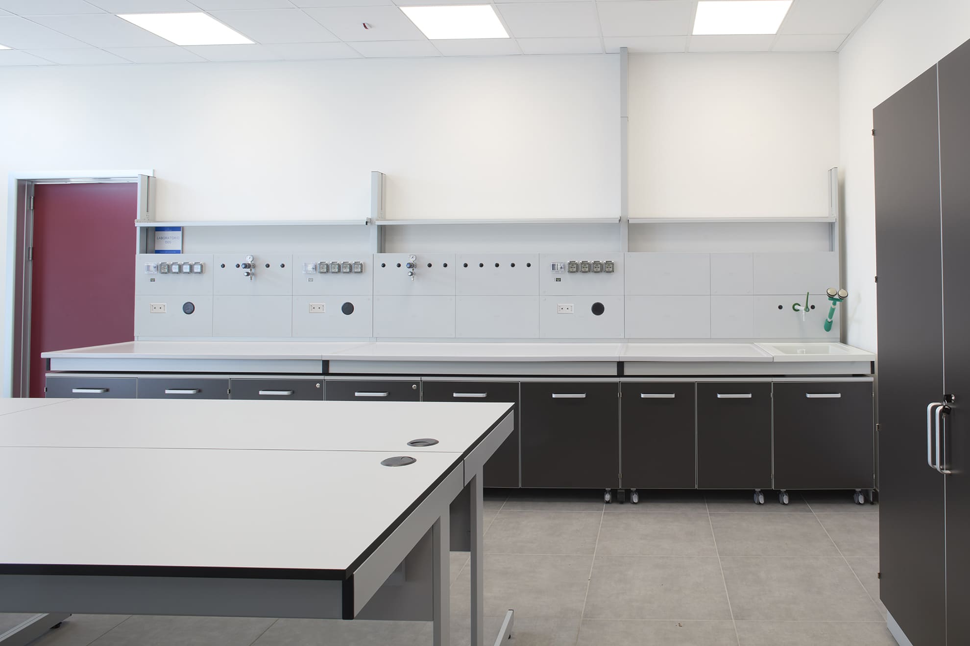 arredo tecnico laboratori università di parma edificio 1 area food campus scienze e tecnologie AHSI